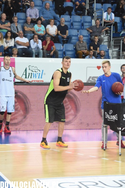 KBC 2015: finał konkursu rzutów za 3