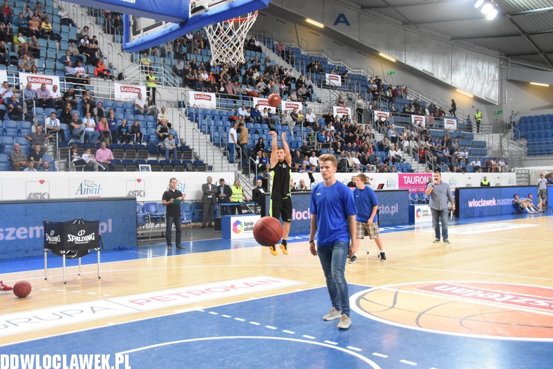 KBC 2015: finał konkursu rzutów za 3