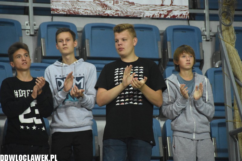 KBC 2015: Anwil - Wilki kibice