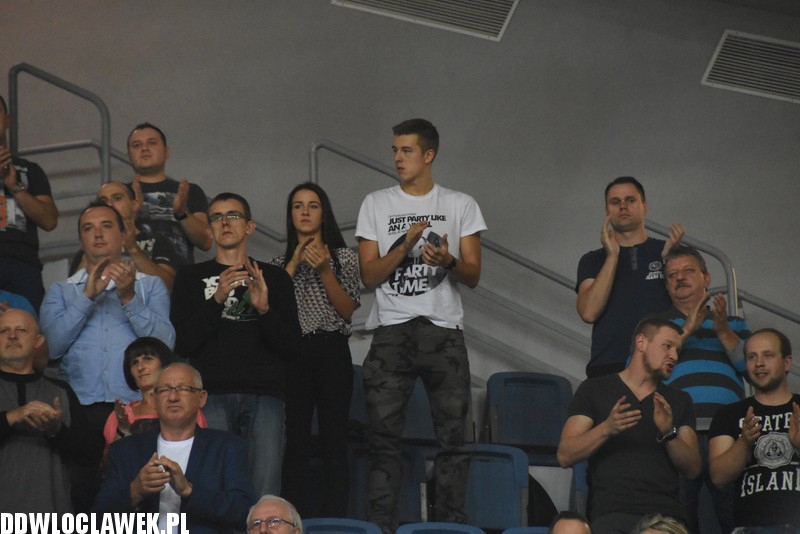 KBC 2015: Anwil - Wilki kibice