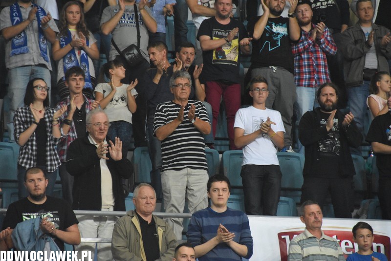 KBC 2015: Anwil - Wilki kibice