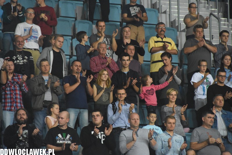 KBC 2015: Anwil - Wilki kibice