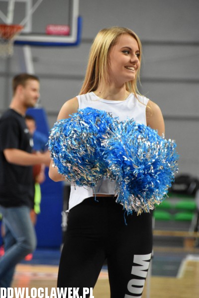 KBC 2015: Anwil - Wilki cheerleaderki