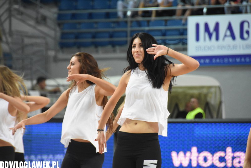 KBC 2015: Anwil - Wilki cheerleaderki