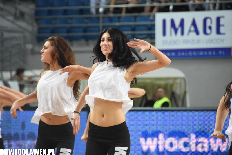 KBC 2015: Anwil - Wilki cheerleaderki