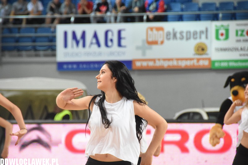 KBC 2015: Anwil - Wilki cheerleaderki