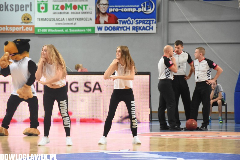 KBC 2015: Anwil - Wilki cheerleaderki