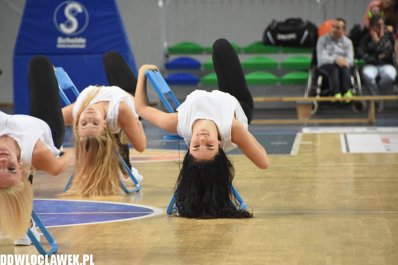 KBC 2015: Anwil - Wilki cheerleaderki