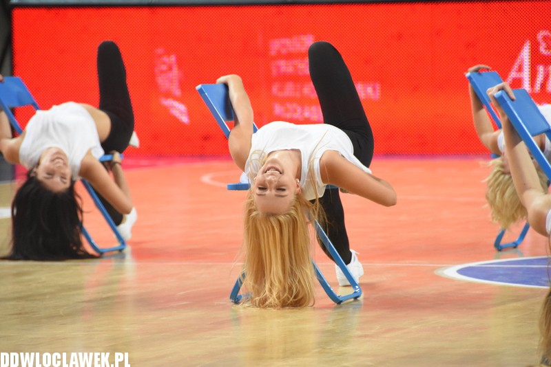 KBC 2015: Anwil - Wilki cheerleaderki