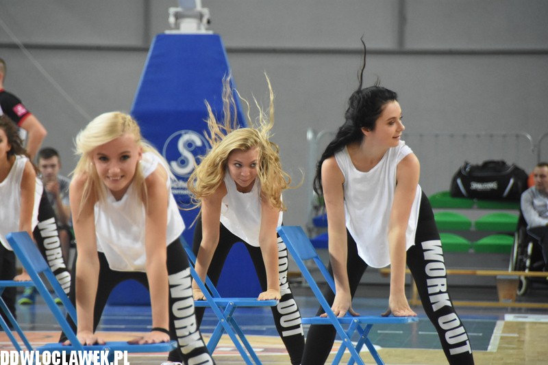 KBC 2015: Anwil - Wilki cheerleaderki