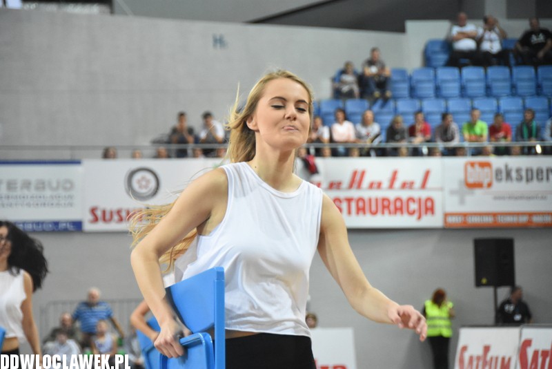 KBC 2015: Anwil - Wilki cheerleaderki