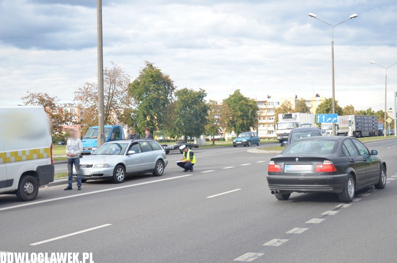 Trzy auta zderzyły się na Kruszyńskiej
