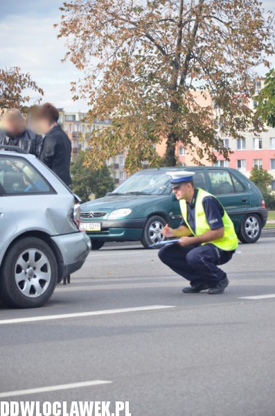 Trzy auta zderzyły się na Kruszyńskiej