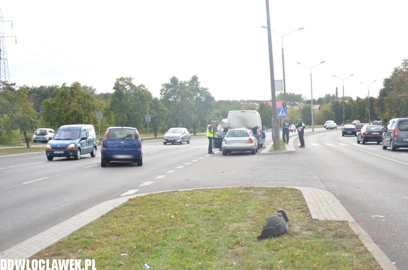 Trzy auta zderzyły się na Kruszyńskiej