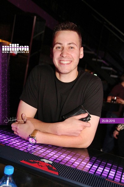 Piątek 25.10 Million Club