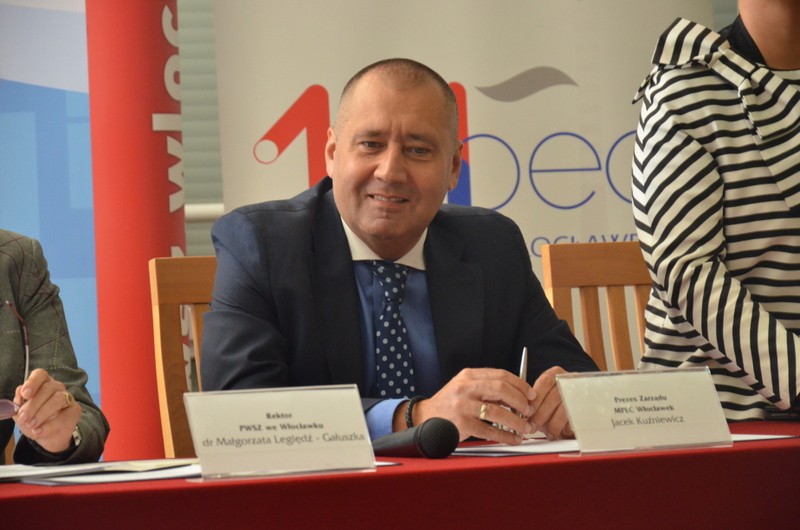 Podpisanie porozumienia PWSZ i MPEC