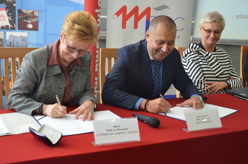 Podpisanie porozumienia PWSZ i MPEC