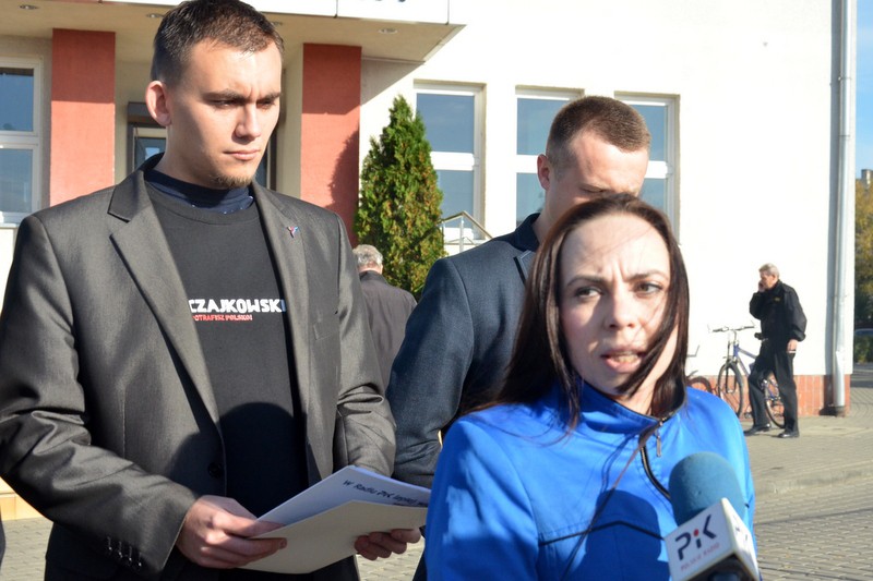 Prawica popiera Sikorowskiego
