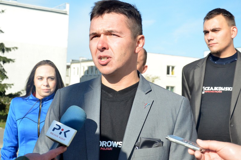 Prawica popiera Sikorowskiego