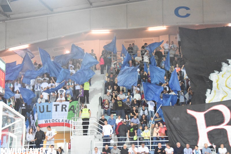 Kibice na meczu Anwil - Rosa Radom