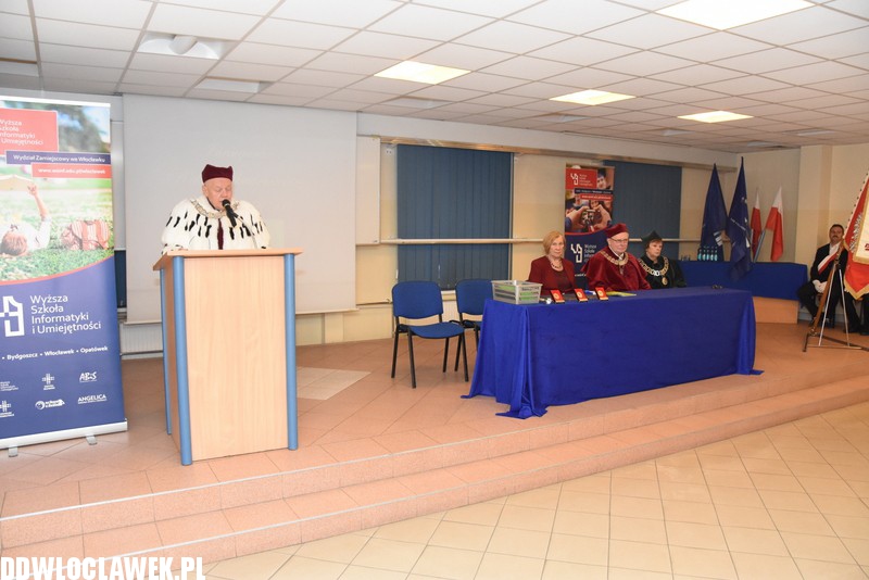Inauguracja roku w WSIiU
