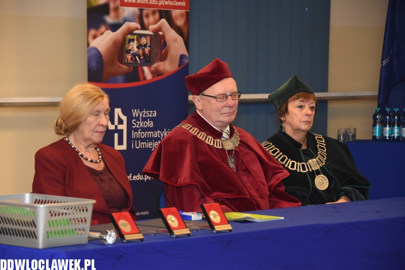 Inauguracja roku w WSIiU