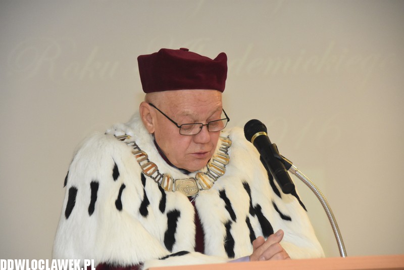 Inauguracja roku w WSIiU