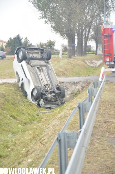 Dachowanie auta w Siutkówku