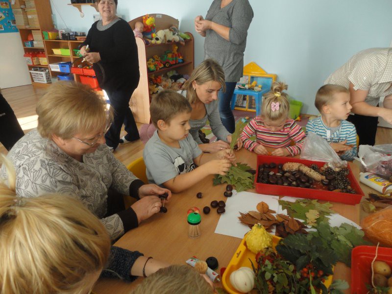 Jesienny kącik w przedszkolu numer 22