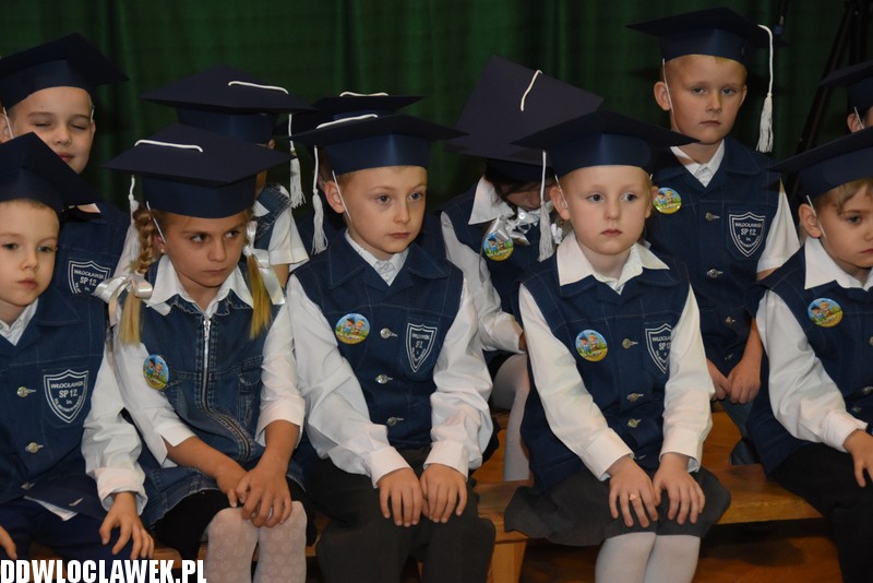 Pasowanie pierwszaków w SP 12