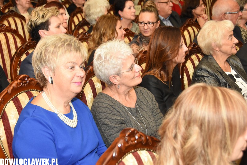 W Drodze do La Scali w Pałacu Bursztynowym