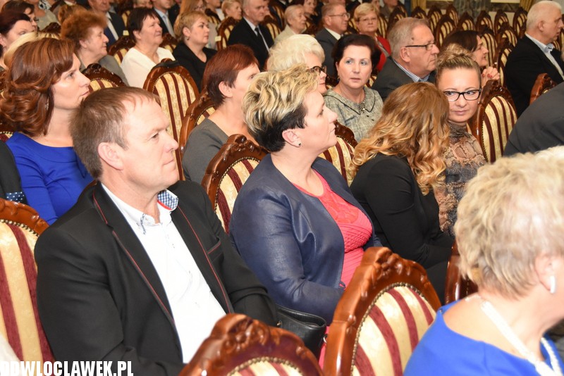 W Drodze do La Scali w Pałacu Bursztynowym
