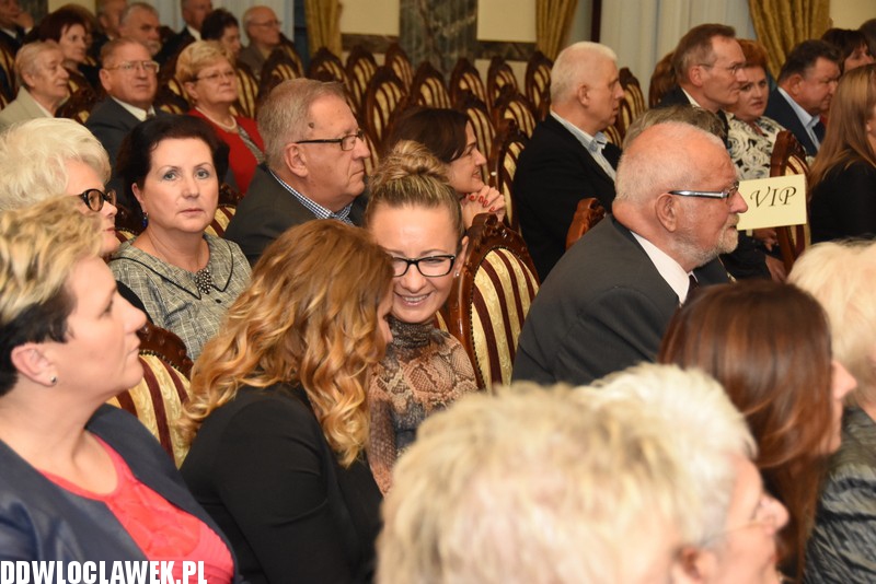 W Drodze do La Scali w Pałacu Bursztynowym