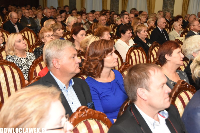 W Drodze do La Scali w Pałacu Bursztynowym