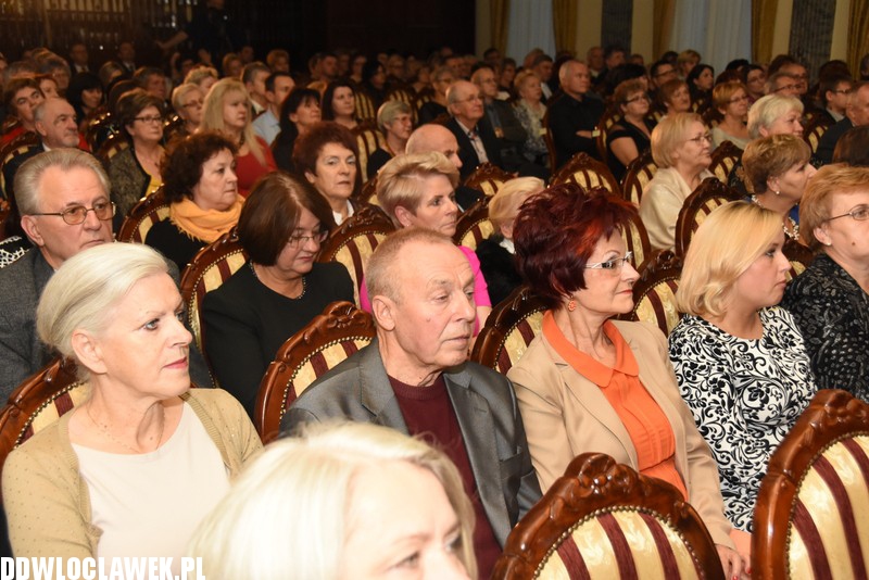 W Drodze do La Scali w Pałacu Bursztynowym