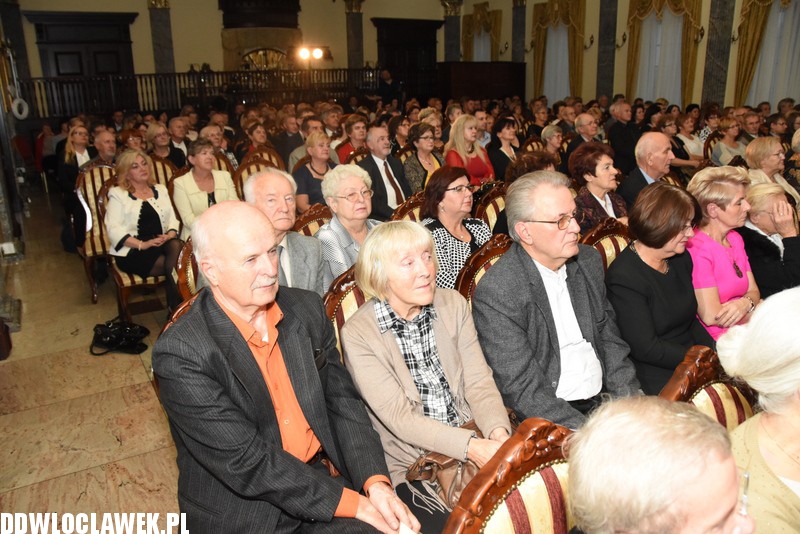 W Drodze do La Scali w Pałacu Bursztynowym