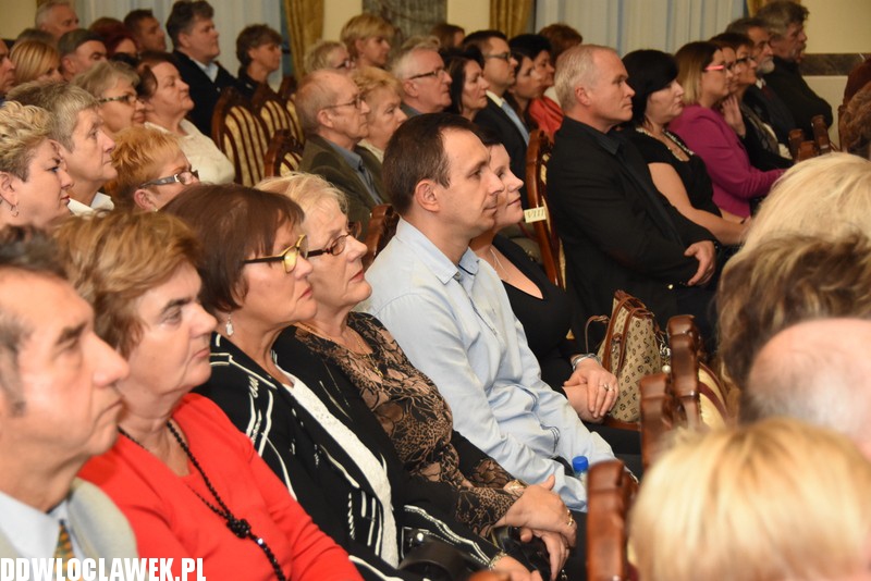 W Drodze do La Scali w Pałacu Bursztynowym