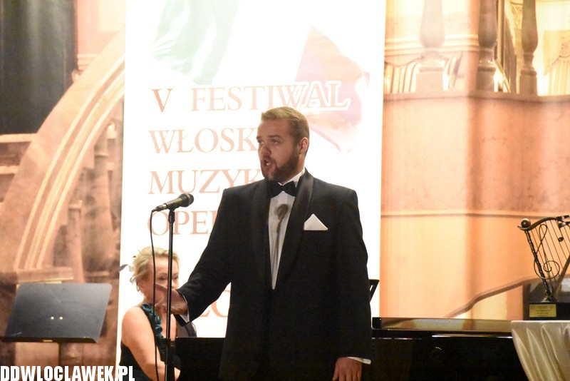 W Drodze do La Scali w Pałacu Bursztynowym