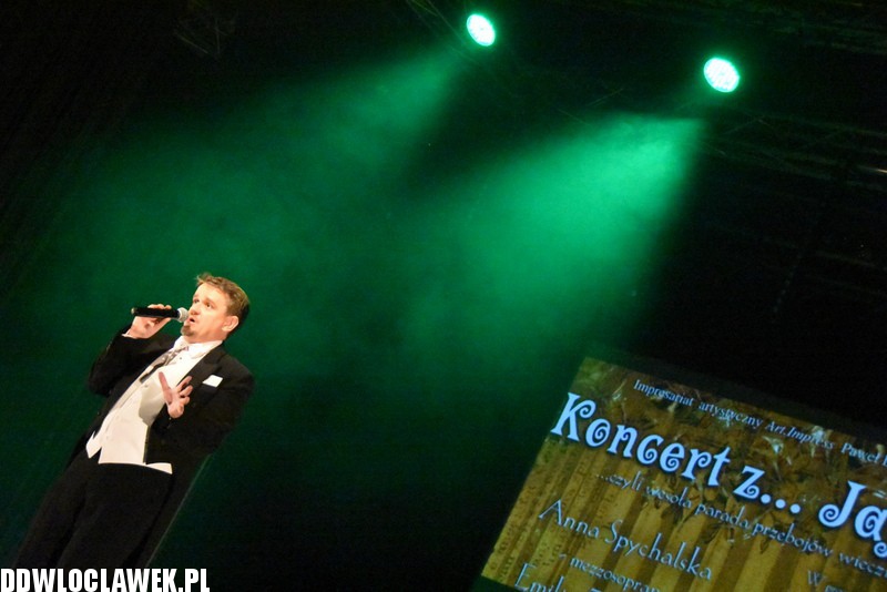 Koncert z jajem w Browarze B
