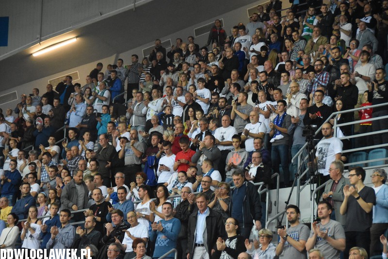 Kibice na meczu Anwil - Turów