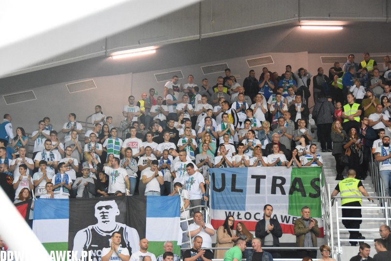 Kibice na meczu Anwil - Turów