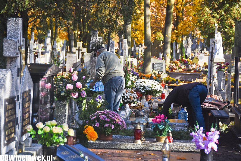 Przygotowania do Wszystkich Świętych
