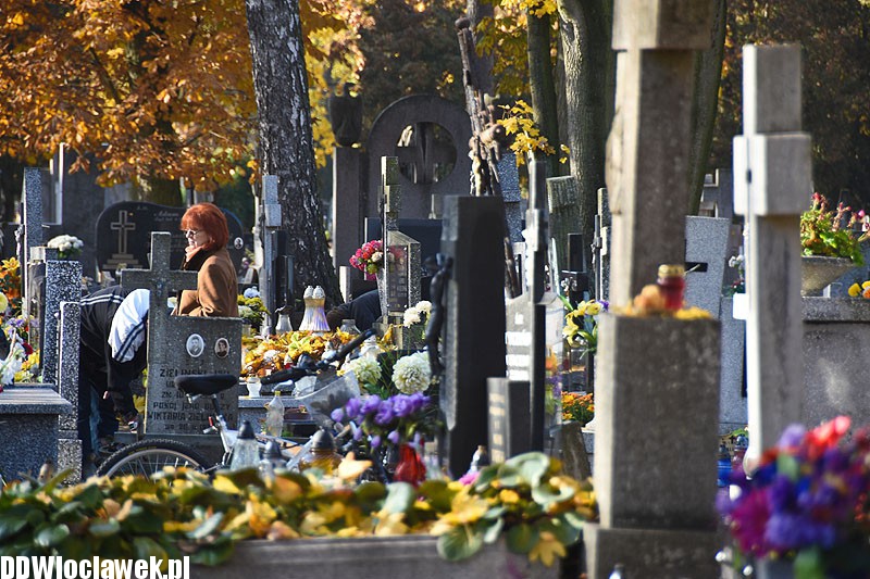 Przygotowania do Wszystkich Świętych