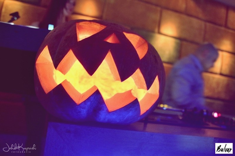 Sobota 31.10 w Million Club - Bulvar