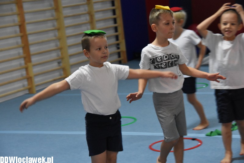 Dzieciaki ćwiczą sumo