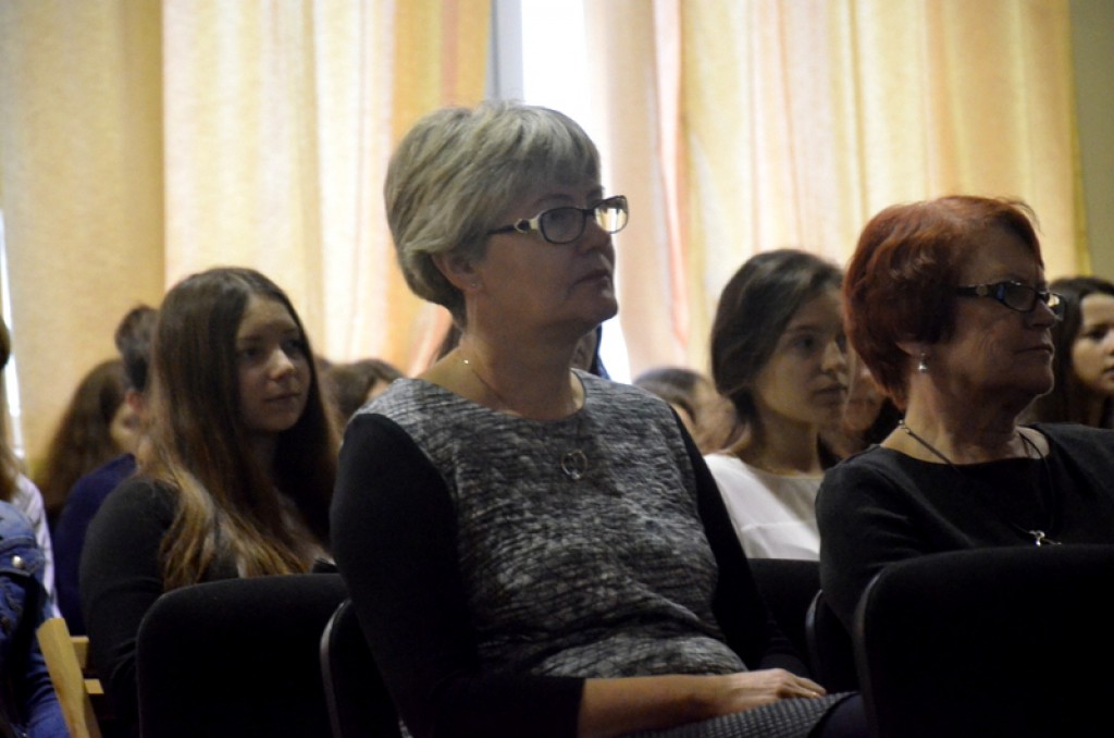 Obchody 11 listopada w Koperniku