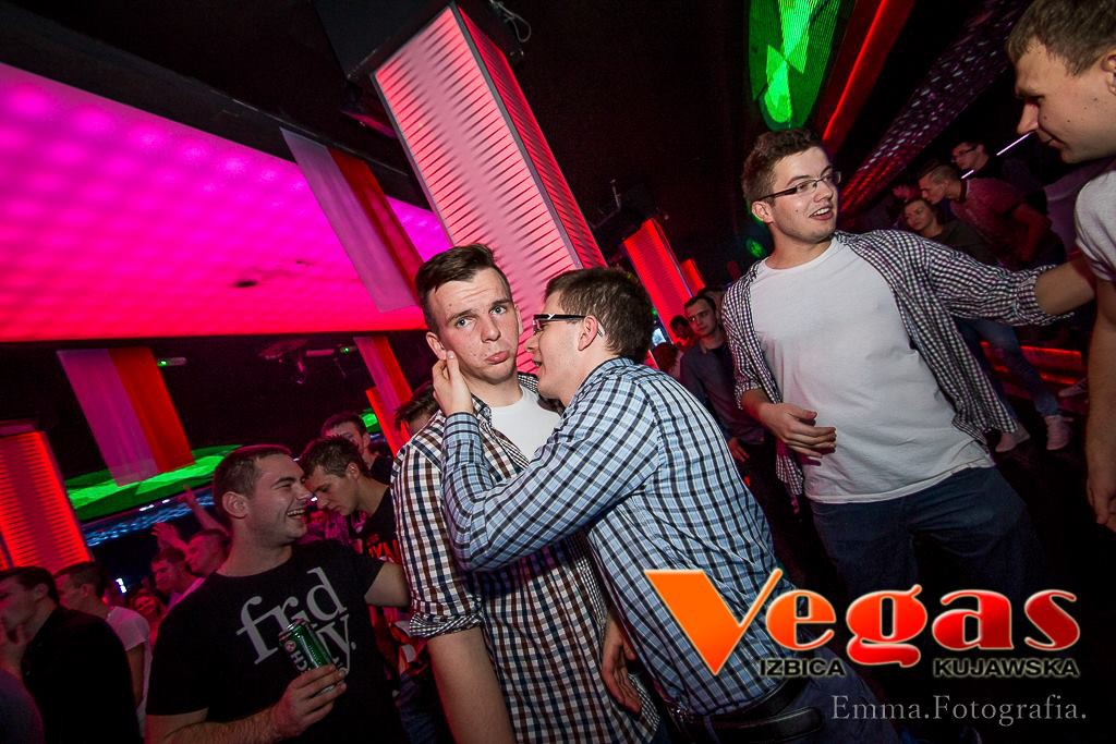 Wtorek w klubie Vegas część I