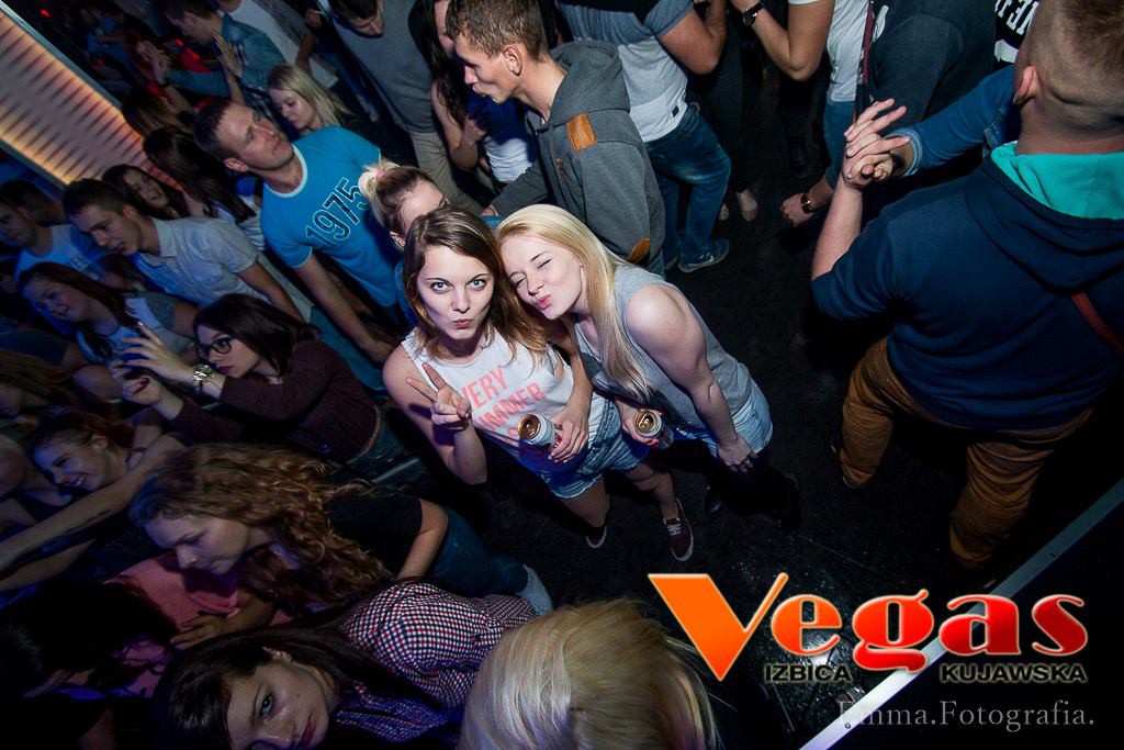 Wtorek w klubie Vegas część I