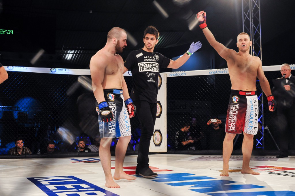 Gala Profesjonalnej Ligi MMA