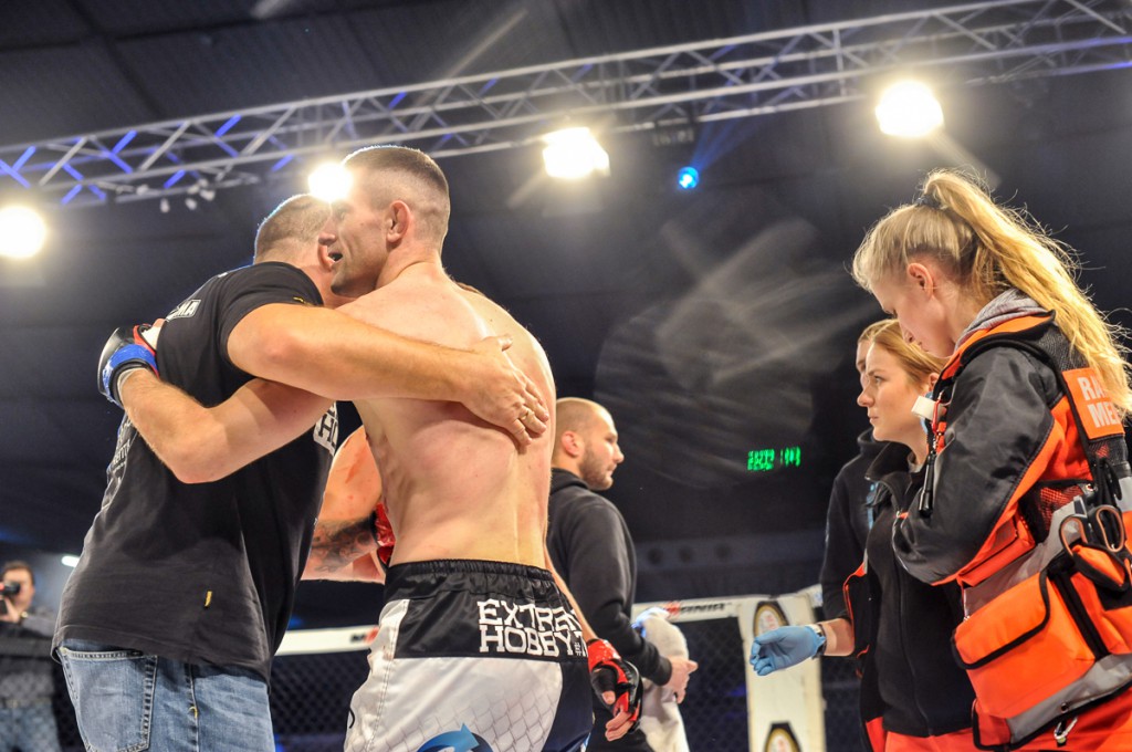Gala Profesjonalnej Ligi MMA